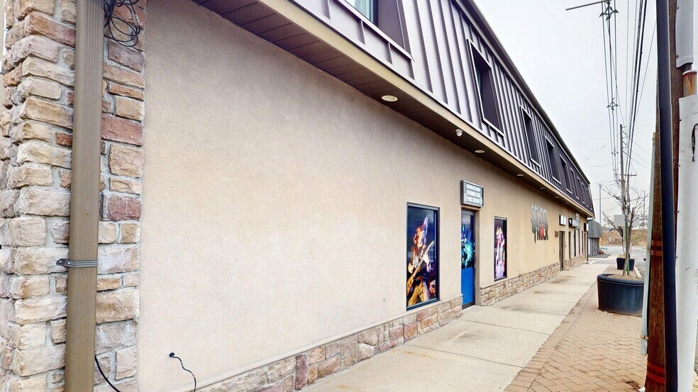 More Photos Of 301 Hoboken Rd, Carlstadt Storefront Retail Office For Sale