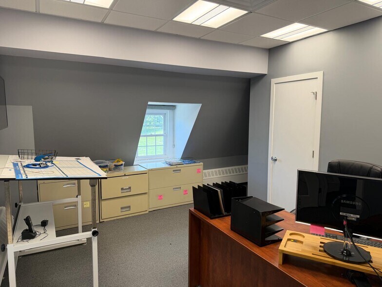 More Photos Of 2 Stowe Rd, Peekskill Medical For Lease