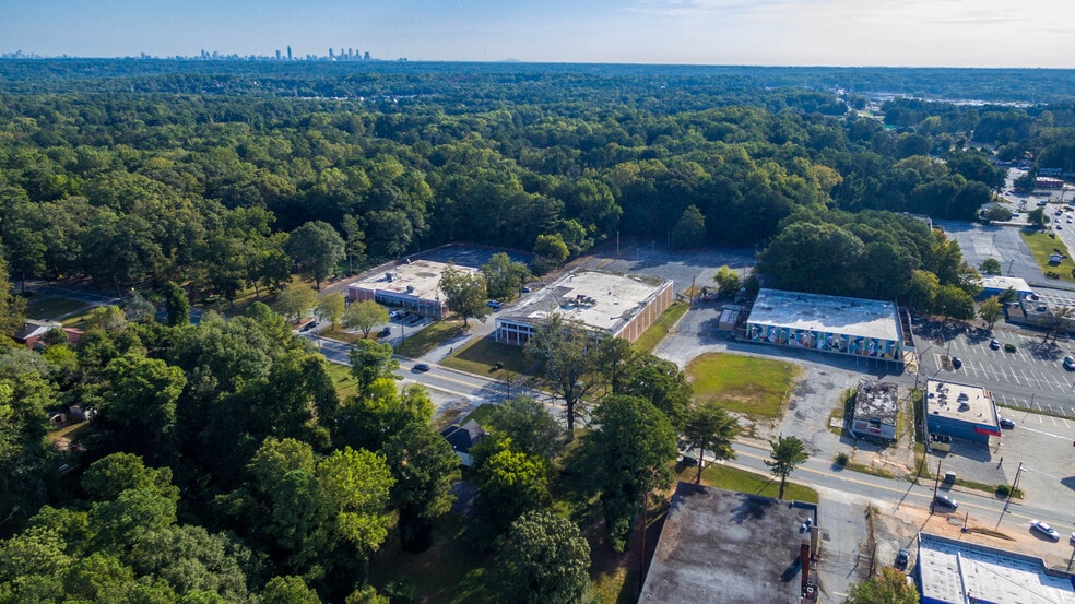 More Photos Of 2288 Fairburn Rd, Atlanta Religious Facility For Sale