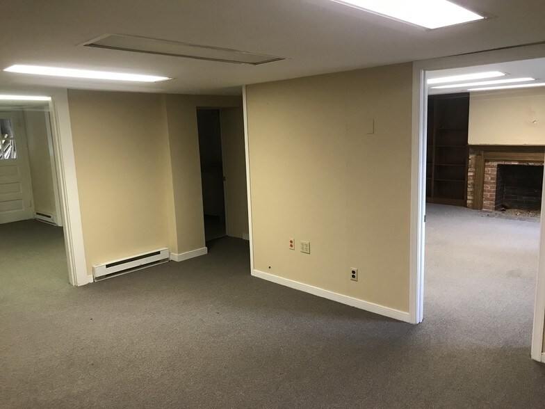 More Photos Of 9064 Courthouse Rd, Spotsylvania Office For Lease