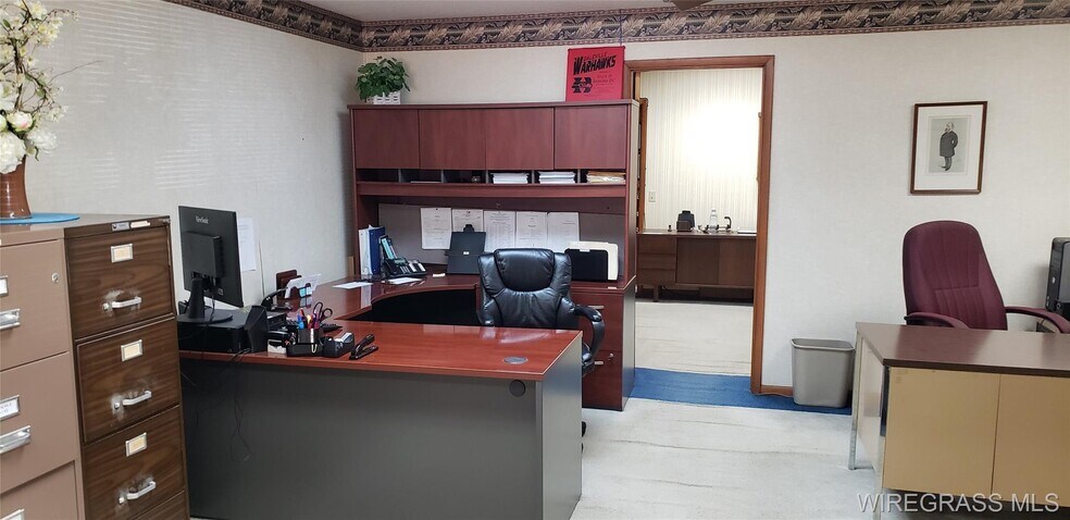 More Photos Of 510 N Daleville Ave, Daleville Office Residential For Sale