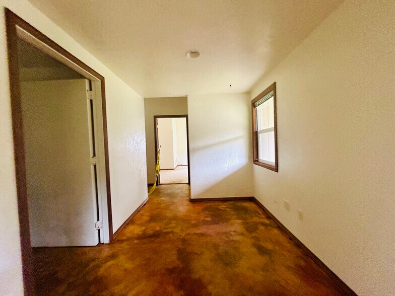 More Photos Of 1190 N Tenmile Lk, Lakeside Trailer Camper Park For Sale