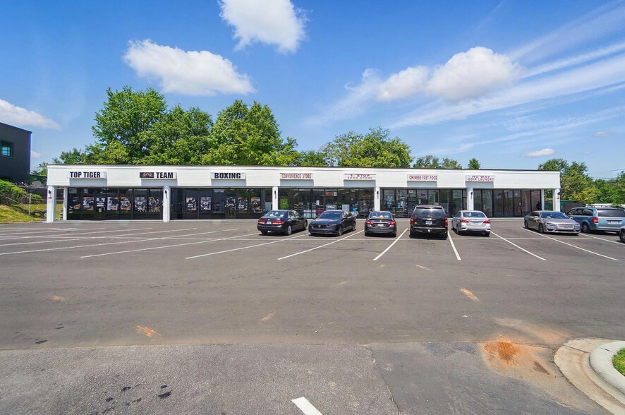 More Photos Of 2417 N Tryon St, Charlotte Unknown For Lease