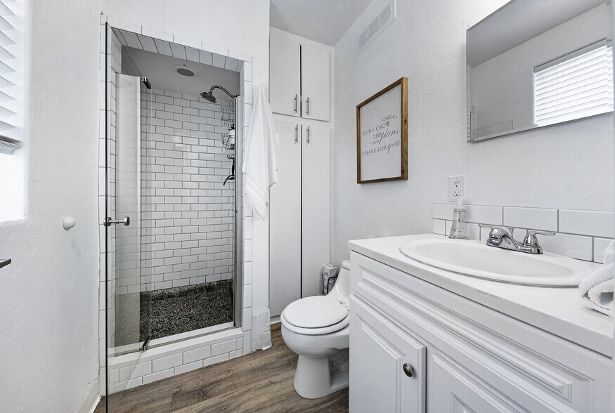 More Photos Of 2104 N 18th St, Boise Apartments For Sale