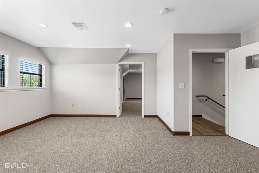 More Photos Of 3605 Youree Dr, Shreveport Office For Sale