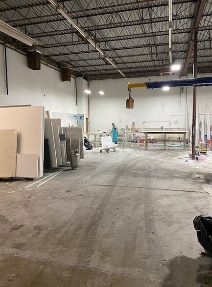 More Photos Of 4394 Henninger Ct, Chantilly Warehouse For Lease