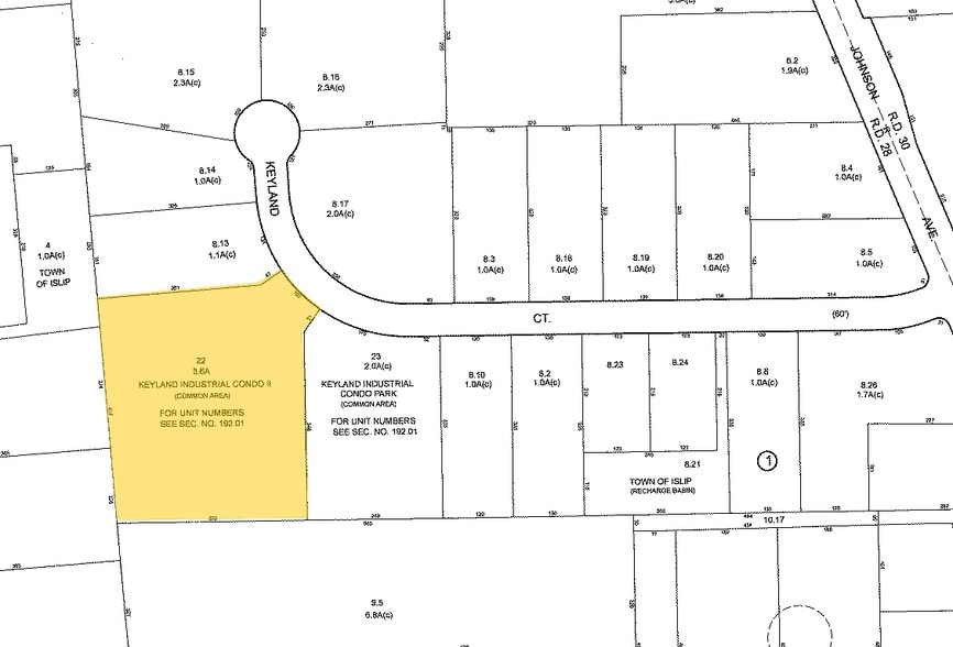 More Photos Of 140 Keyland Ct, Bohemia Warehouse For Lease