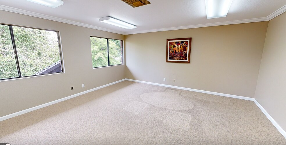 More Photos Of 71-85 Washington St, Reno Office For Lease