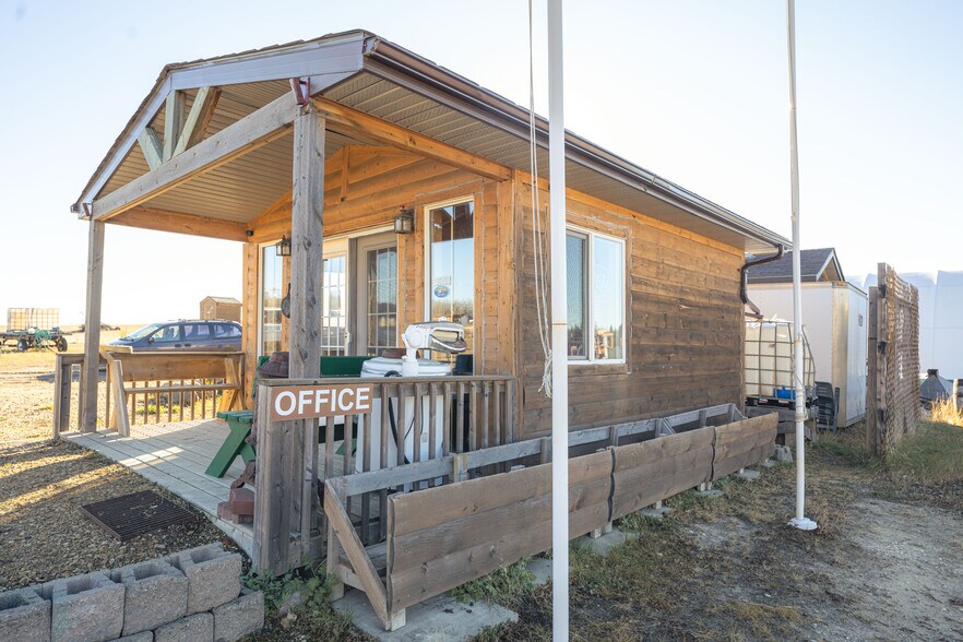 More Photos Of 56309 Range 13 rd, Onoway Trailer Camper Park For Sale