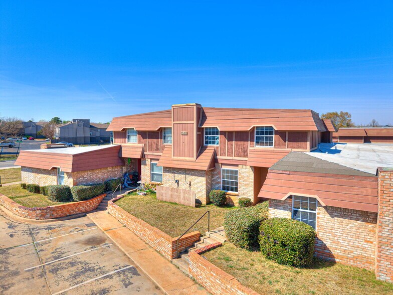 More Photos Of 7404 Lyrewood Ln, Oklahoma City Apartments For Sale