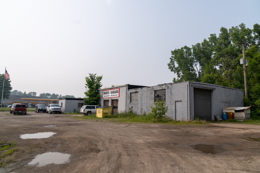 More Photos Of , Clinton Township General Retail For Sale