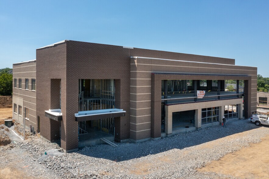 More Photos Of 820 N. Mount Juliet, Mount Juliet Office For Lease