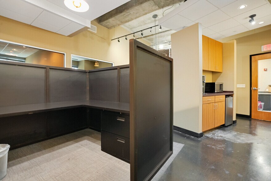 More Photos Of 121-189 S Orange Ave, Orlando Office Residential For Sale