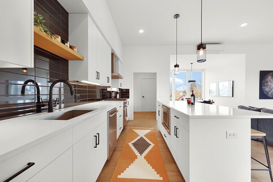 More Photos Of 1375 N Wygant ST, Portland Apartments For Sale