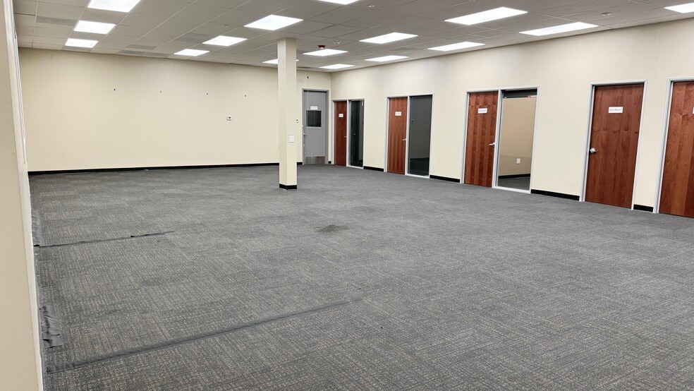 More Photos Of 715-719 S Palm Ave, Alhambra Warehouse For Lease