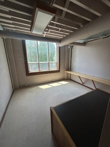 More Photos Of 259 E 5th Ave, Eugene Loft Creative Space For Lease
