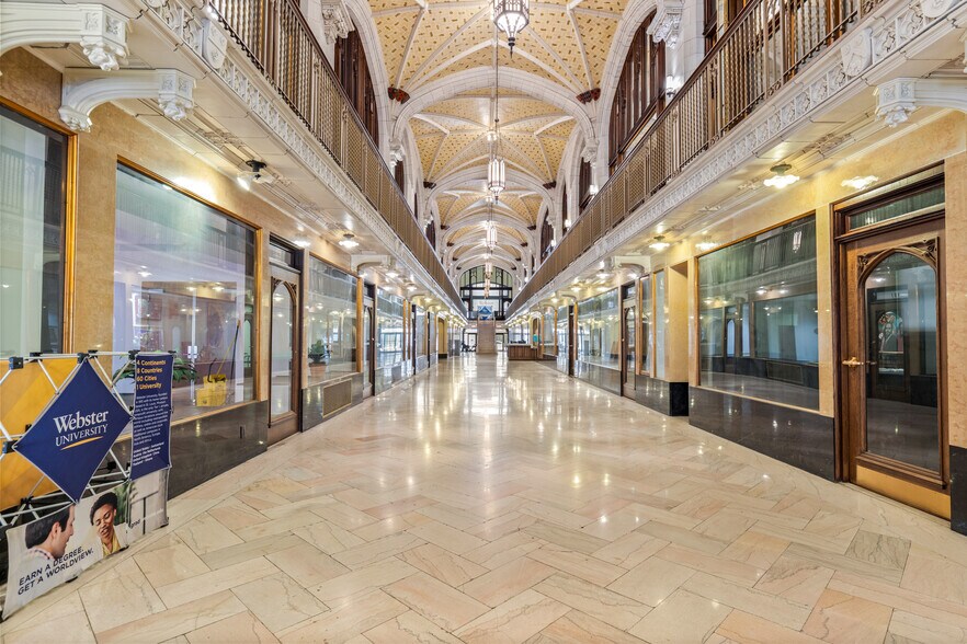 More Photos Of 812 Olive St, Saint Louis Office For Lease