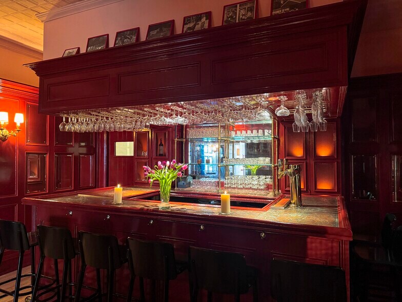More Photos Of 10 Old Route 9, Staatsburg Hotel For Sale