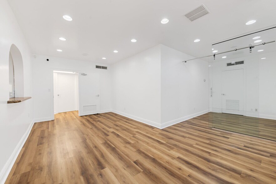 More Photos Of 100 SE 15th Ave, Fort Lauderdale Medical For Lease