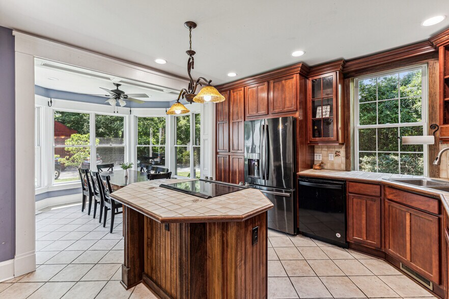 More Photos Of 1311 US Route 50, Milford Hospitality For Sale