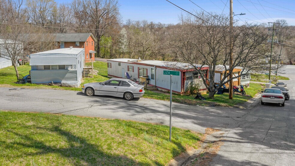 More Photos Of 36 Evening Star Ln, Martinsville Manufactured Housing Mobile Home Park For Sale