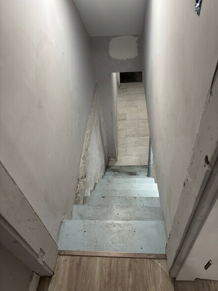 More Photos Of 1557 Mount Ephraim Ave, Camden Apartments For Sale