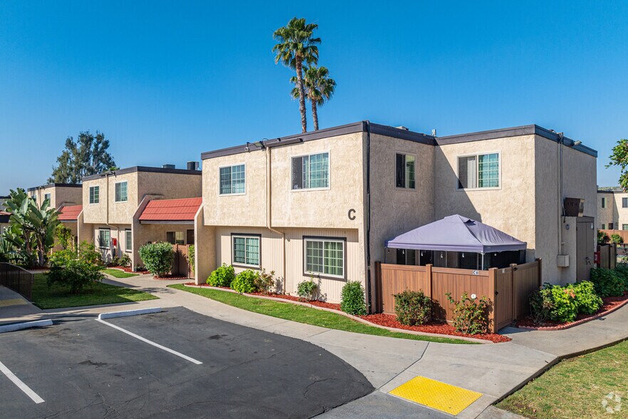 More Photos Of 10032 N Magnolia Ave, Santee Apartments For Sale