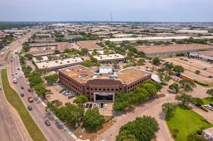 More Photos Of 9696 Skillman St, Dallas Office For Lease