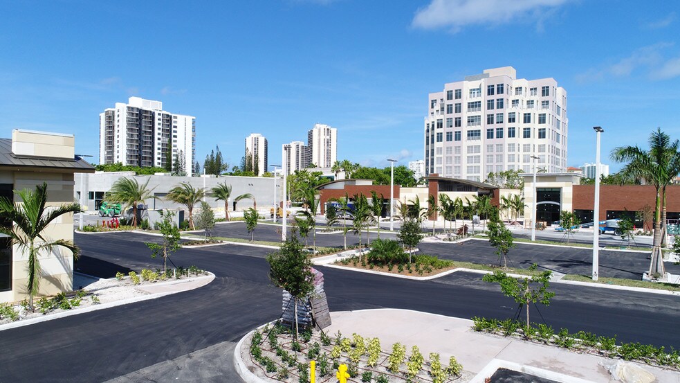 More Photos Of 2958 Aventura Blvd, Aventura General Retail For Lease