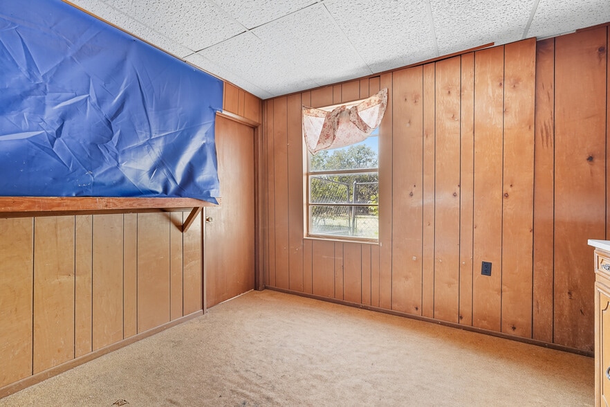 More Photos Of 1510 Portland Ave, Abilene Lodge Meeting Hall For Sale