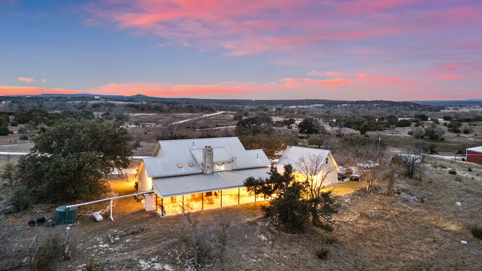 More Photos Of 1274 County Road 2806, Lampasas Land For Sale