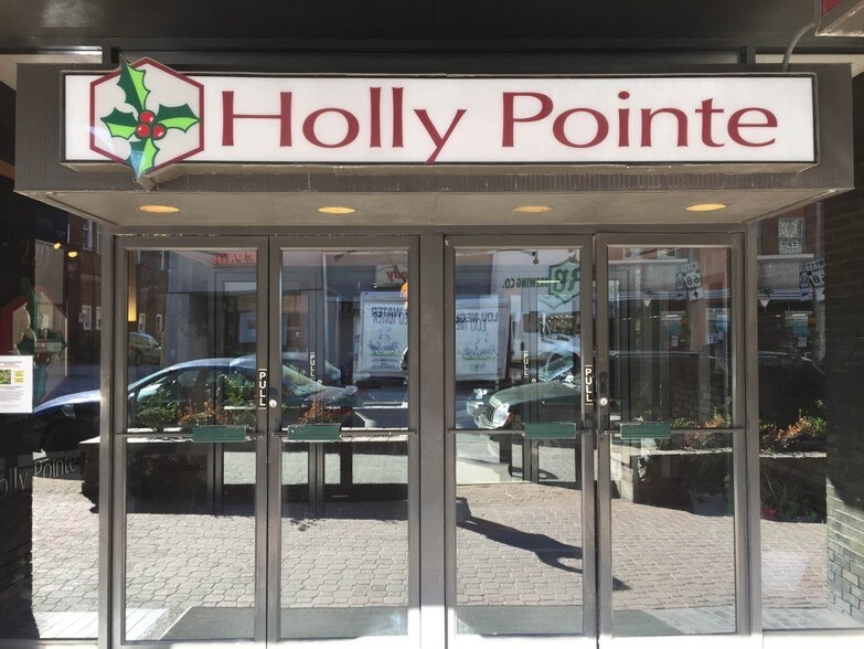 More Photos Of 220 S Main St, Butler Medical For Lease