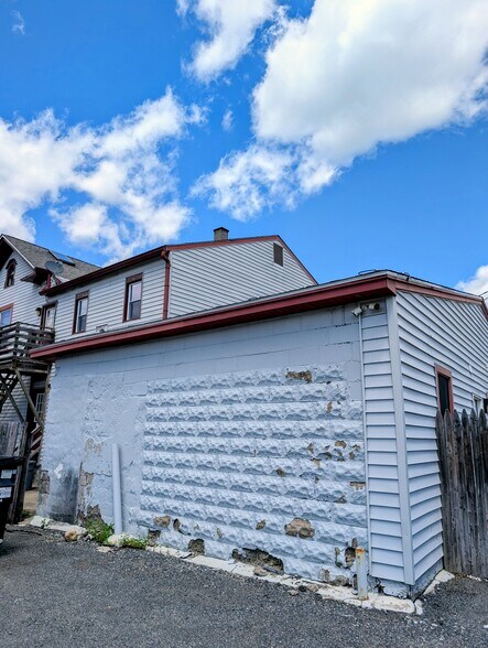 More Photos Of 20-22 Porter St, North Adams Storefront Retail Residential For Sale