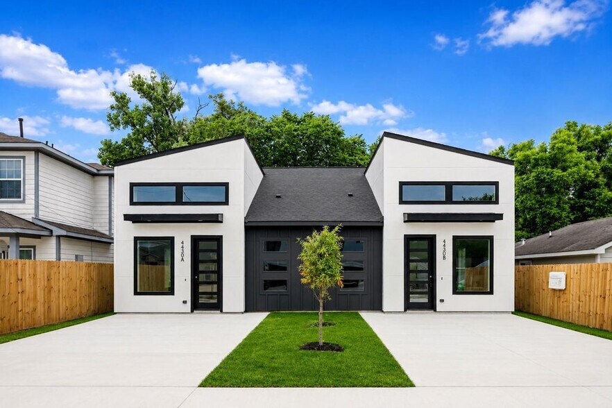 Primary Photo Of 4430 Knoxville Street #A-B, Houston Apartments For Sale