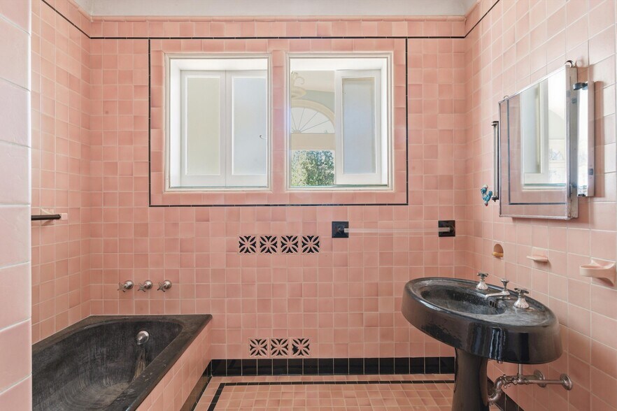 More Photos Of 2255 Ballston Ave, Saratoga Springs Restaurant For Sale