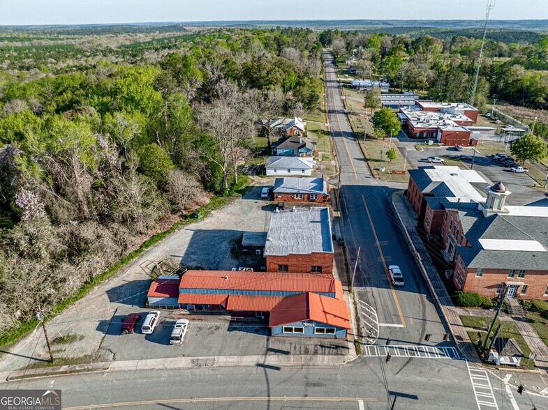 More Photos Of 101 Main st, Irwinton Restaurant For Sale