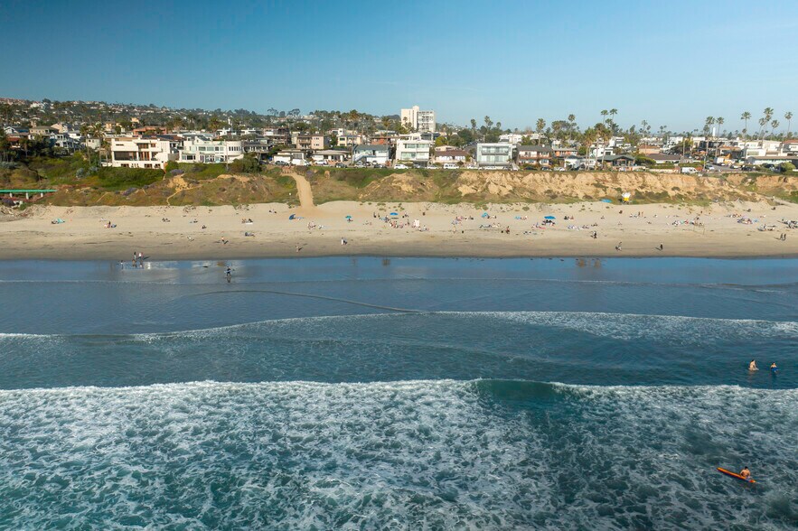 More Photos Of 4933 Ocean Blvd, San Diego Multifamily For Sale