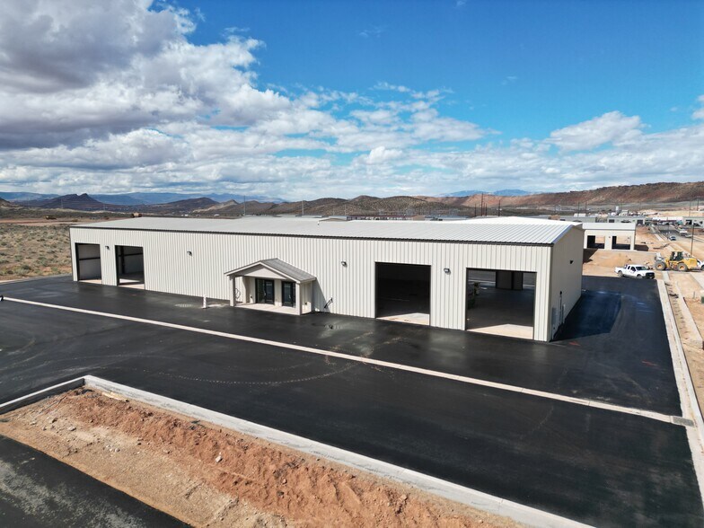 More Photos Of 975 S. 5600 W., Hurricane Unknown For Lease