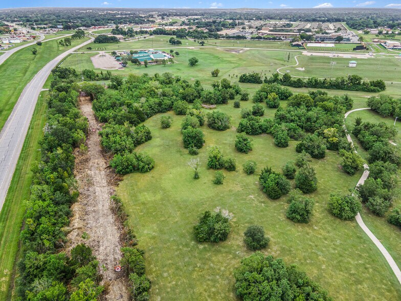More Photos Of 3111 TX-35 Loop, Alvin Land For Sale