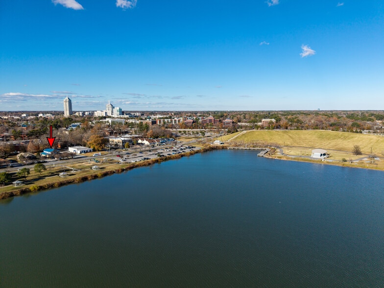 More Photos Of 337 Edwin Dr, Virginia Beach Medical For Lease