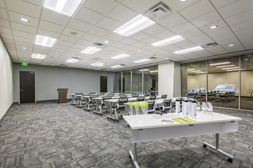 More Photos Of 500 Colonial Center Pky, Roswell Office For Lease