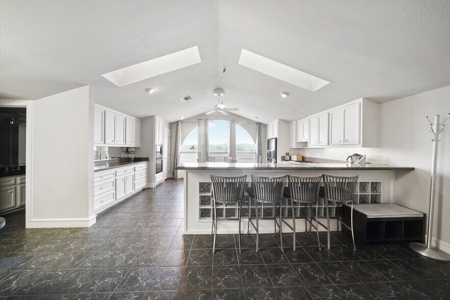 More Photos Of 0 Highway 105, Conroe Office Residential For Sale