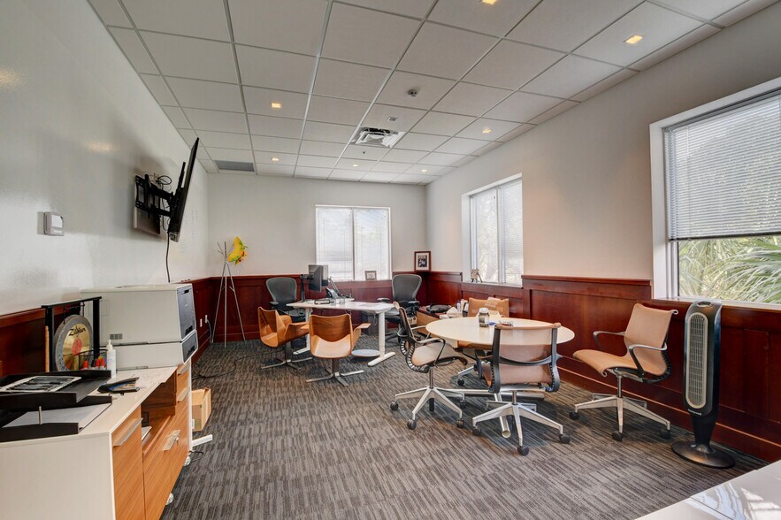 More Photos Of 1095 Broken Sound Pky, Boca Raton Office For Lease