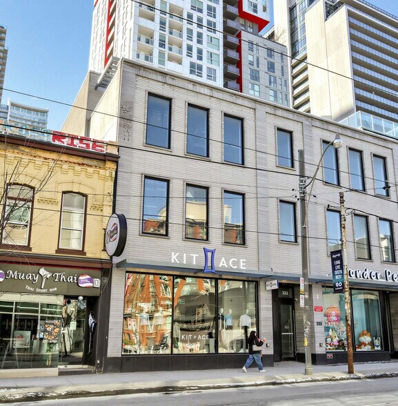 More Photos Of 327-333 Queen St W, Toronto Storefront For Lease