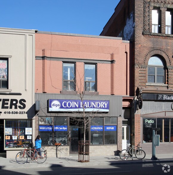 Primary Photo Of 930 Bloor St W, Toronto Storefront Retail Residential For Lease