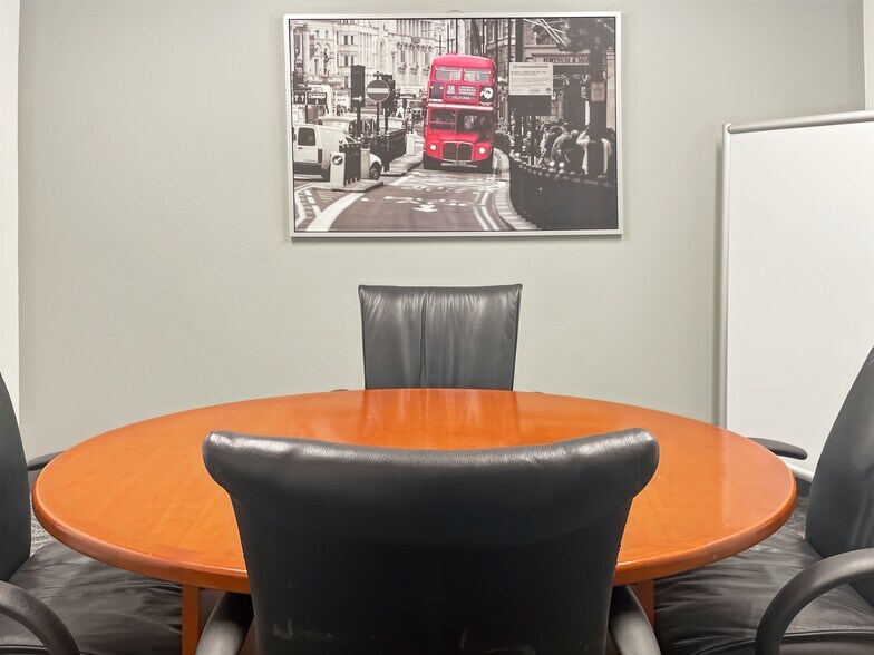 More Photos Of 15310 Amberly Dr, Tampa Coworking Space