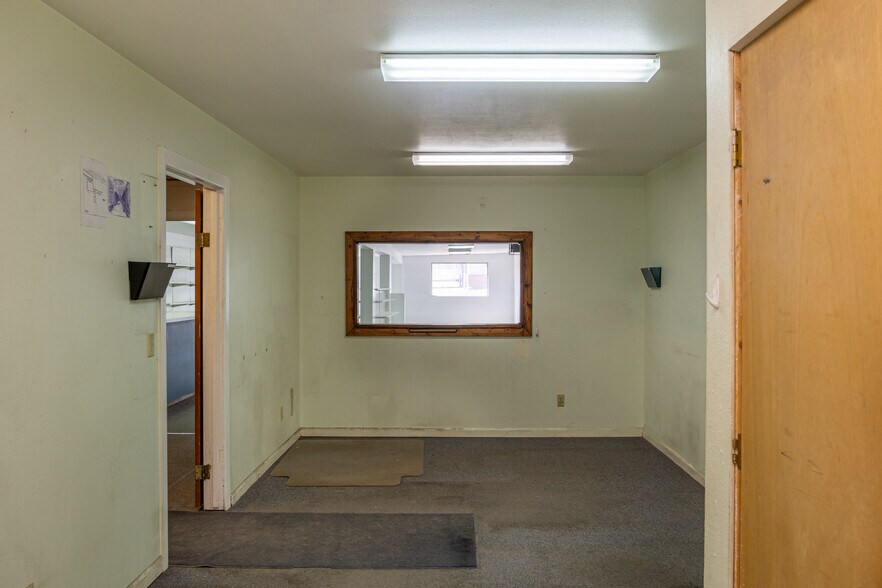More Photos Of 1200 Bozeman Ave, Helena Warehouse For Sale