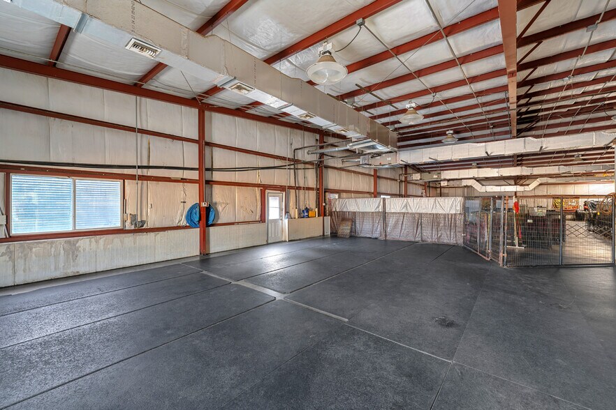 More Photos Of 7705 Gardner Rd, Tampa Specialty For Sale