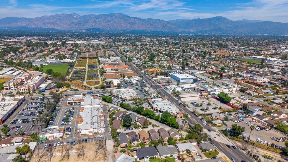 More Photos Of 8614 Valley Blvd, Rosemead Light Distribution For Sale
