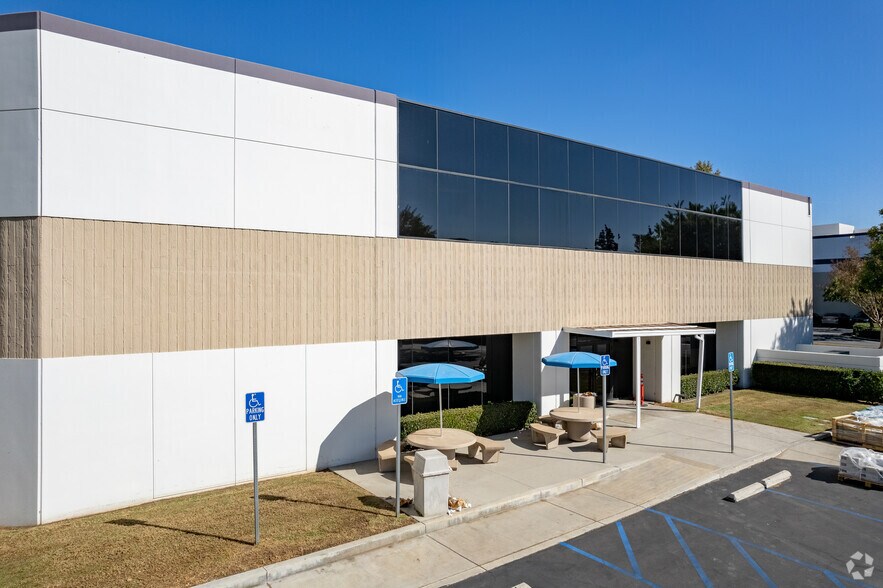 More Photos Of 620 W Covina Blvd, San Dimas Office For Lease
